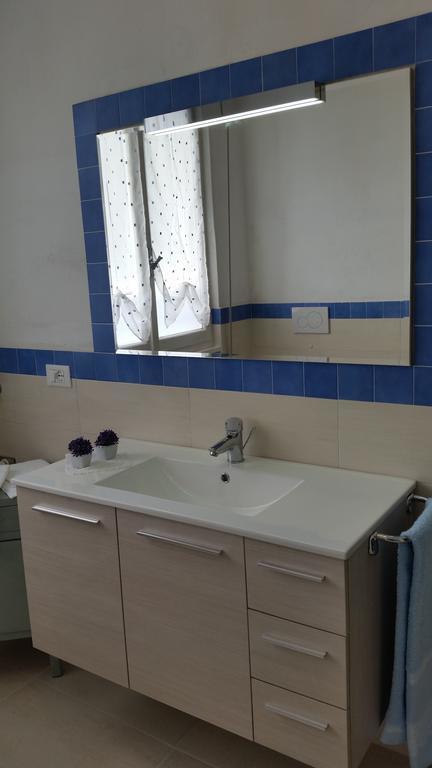 סלה מראזינו Apartment Iseo Lake חדר תמונה