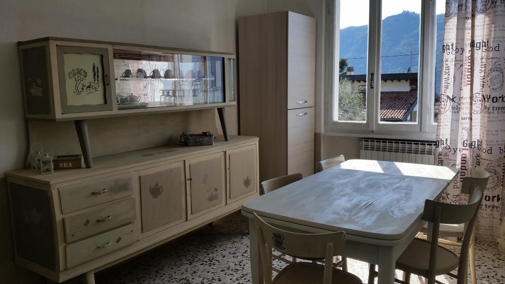 סלה מראזינו Apartment Iseo Lake חדר תמונה