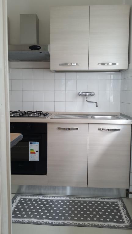 סלה מראזינו Apartment Iseo Lake חדר תמונה